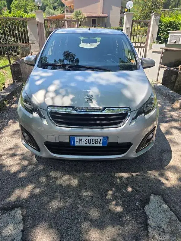 Usata Peugeot 108 Allure 69 CV (50 kW) 2017 Utilitaria