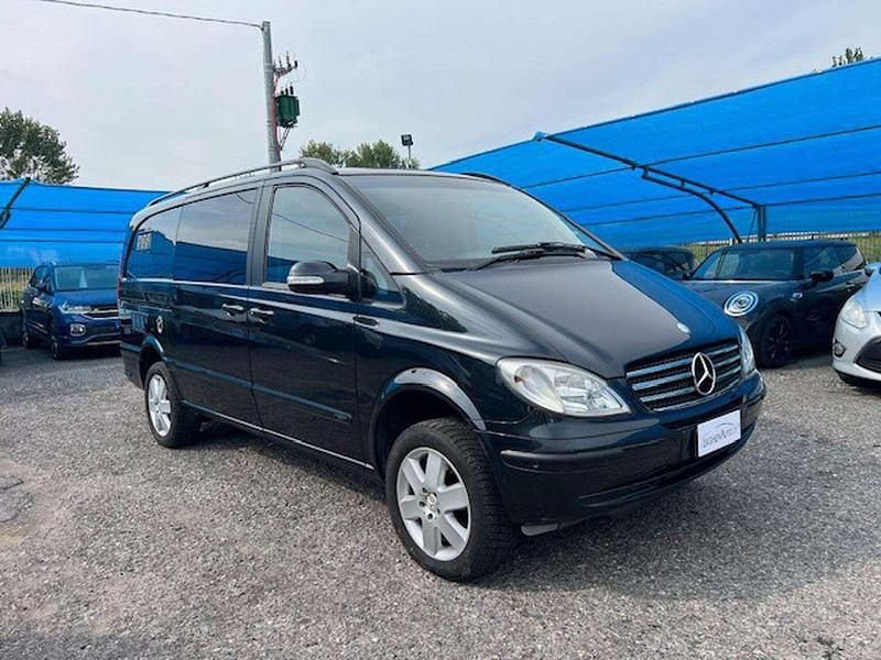 Nero Usata 2007 Mercedes Viano Monovolume | 11.500 € (Buon prezzo) - Immagine 1/4