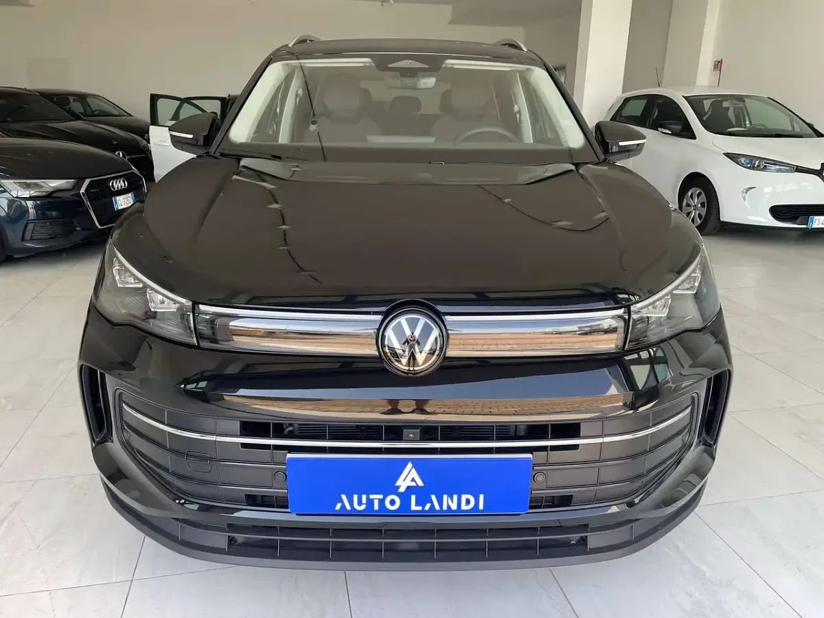 Usata VW Tiguan Elegance 150 CV (110 kW) 2025 Nero SUV