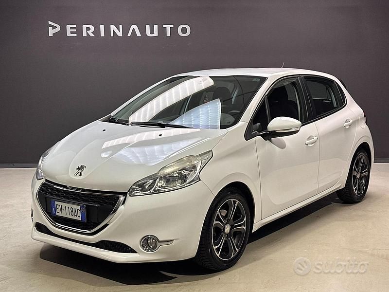 Usata Peugeot 208 Allure 82 CV (60 kW) 2014 Other Utilitaria