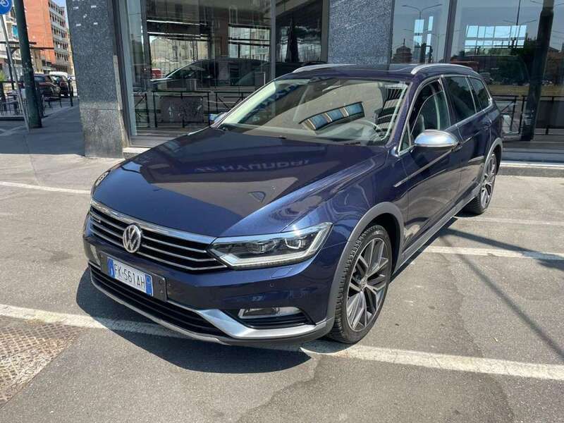 Blu/azzurro Usata 2017 VW Passat Alltrack Station wagon | 11.990 € (Ottimo prezzo) - Immagine 1/4