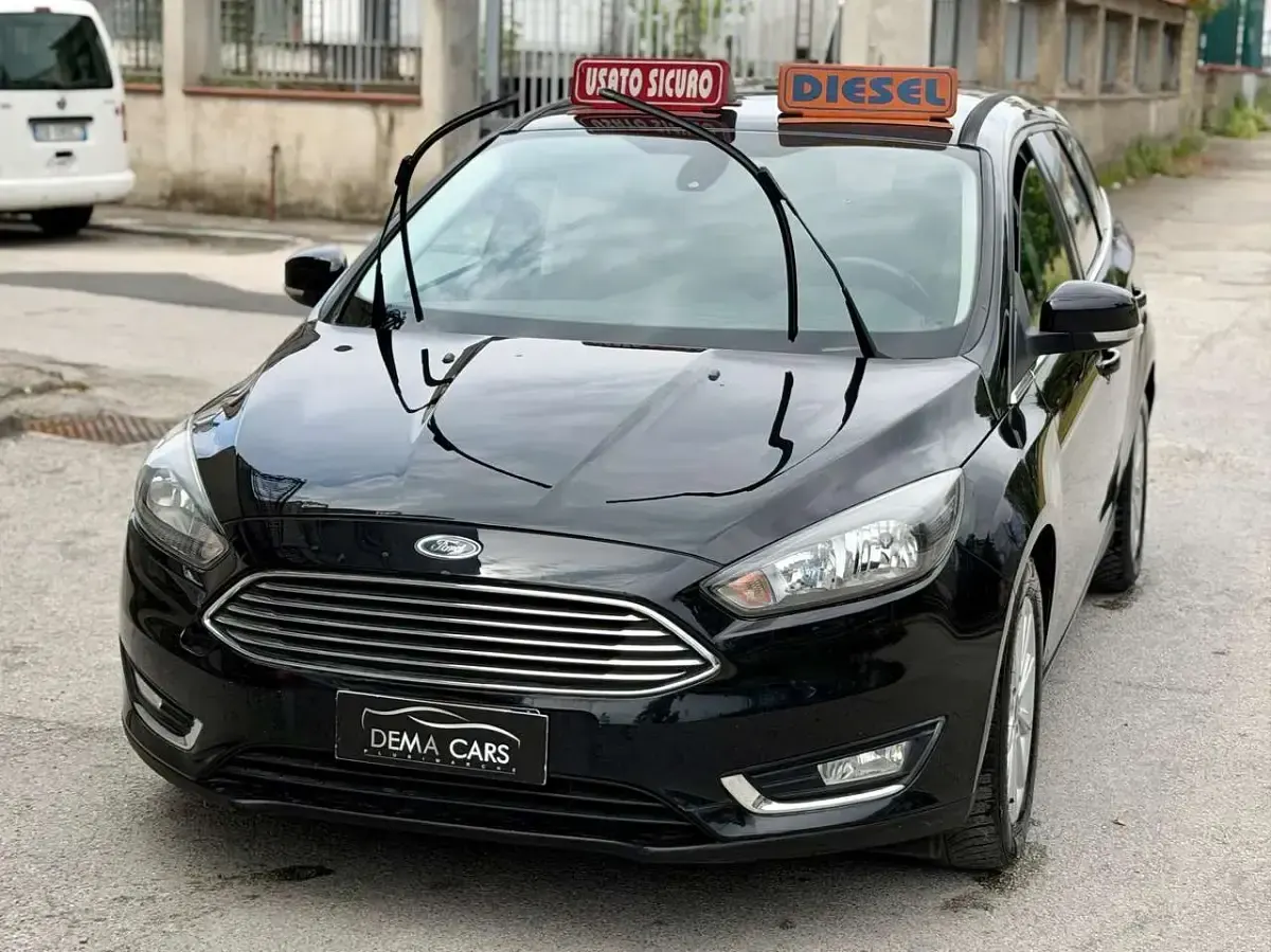 Usata Ford Focus Titanium X 120 CV (88 kW) 2015 Nero Station wagon