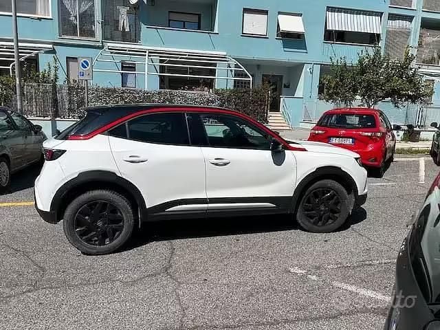 Usata Opel Mokka GS Line 110 CV (80 kW) 2021 Bianco SUV