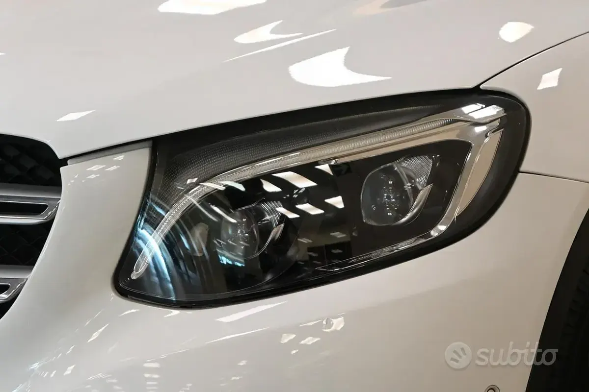 Usata Mercedes GLC220 170 CV (125 kW) 2017 Bianco SUV