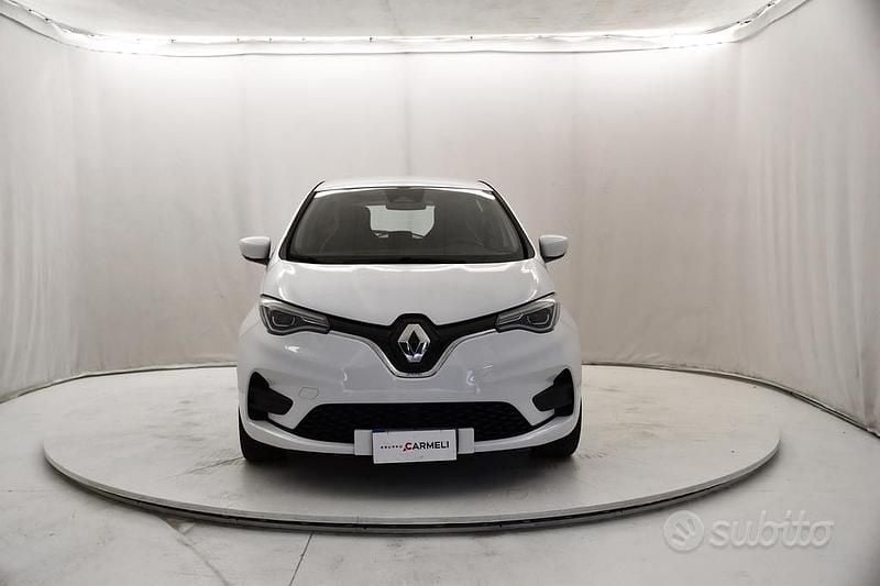 Usata Renault Zoe Zen 100 kW (136 CV) 2020 Bianco ghiaccio Utilitaria