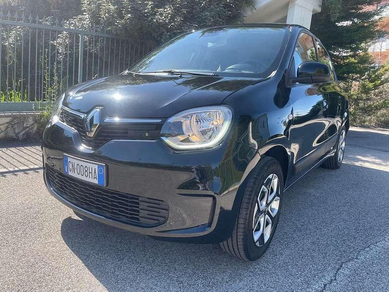 Nero Usata 2023 Renault Twingo Equilibre Due volumi | 12.650 € (Buon prezzo) - Immagine 1/4