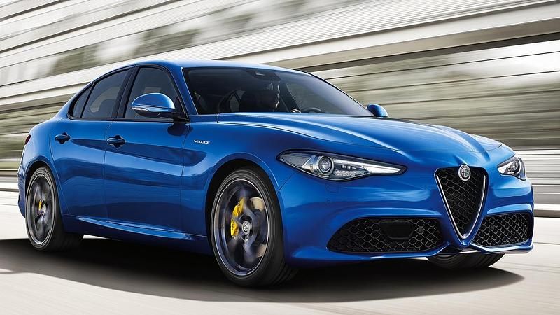 Usata Alfa Romeo Giulia Veloce 211 CV (155 kW) 2024 Rosso etna Berlina