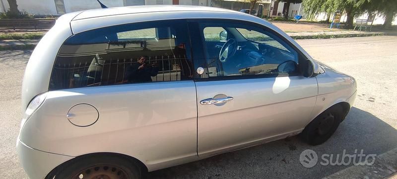 Usata Lancia Ypsilon Gold 2011 Grigio Utilitaria