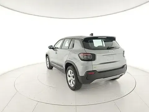 Nuova Jeep Avenger Altitude 109 CV (80 kW) 2025 Grigio SUV
