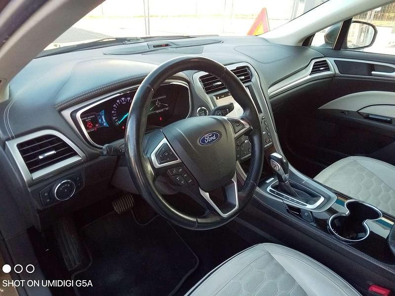 Usata Ford Mondeo Vignale 140 CV (102 kW) 2018 Bronzo Berlina