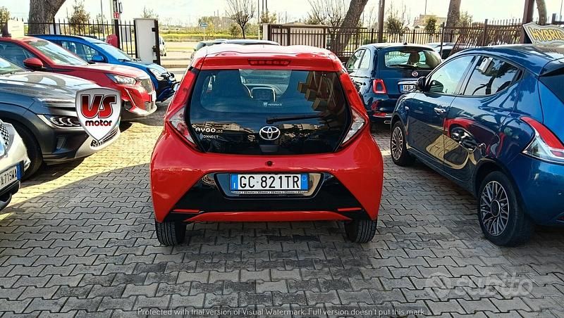 Brugt Toyota Aygo Connect Style 72 HK (52 kW) 2020 Rød Hatchback