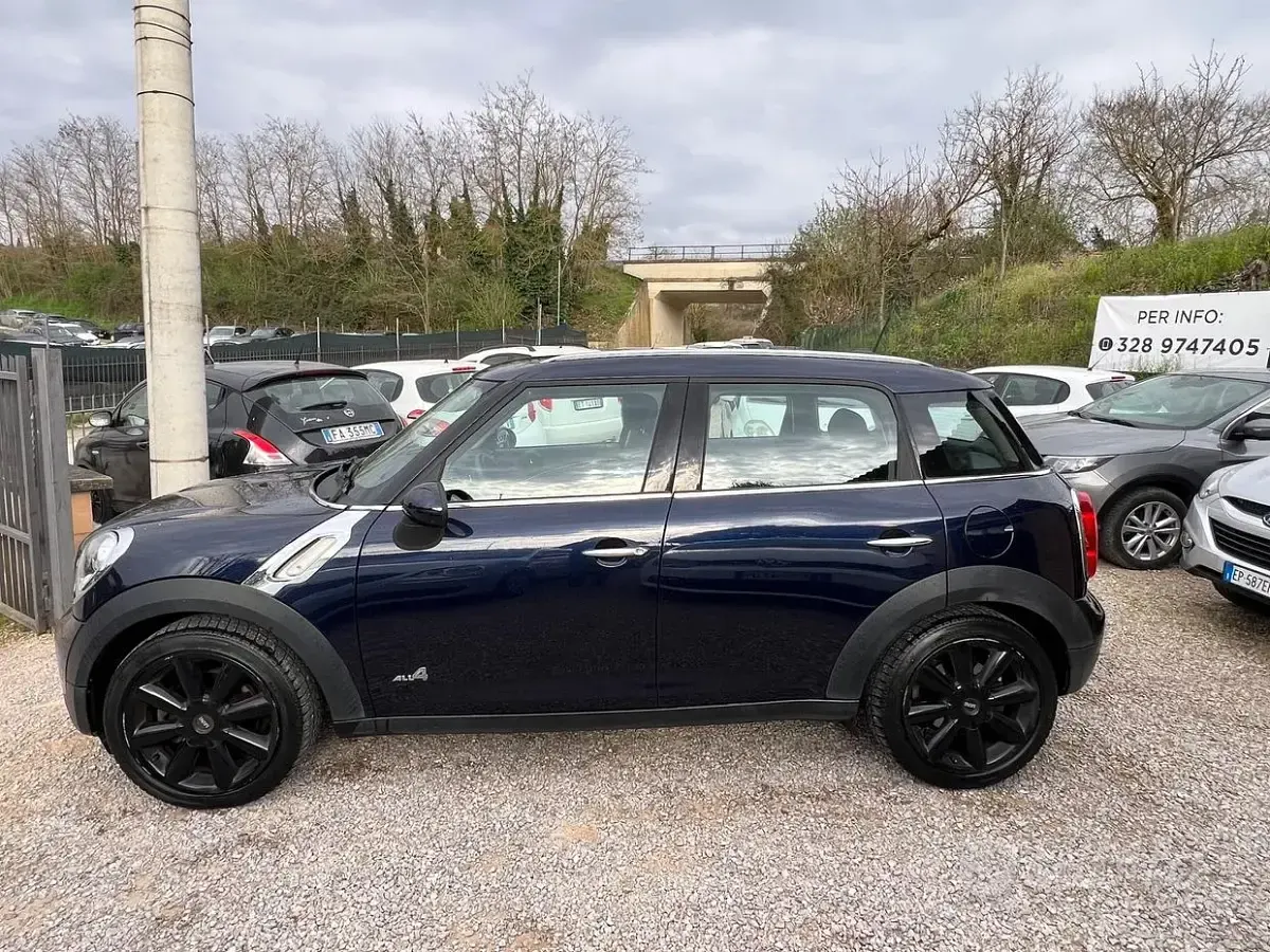 Usata Mini Cooper D Countryman Business 111 CV (81 kW) 2015 Blu SUV