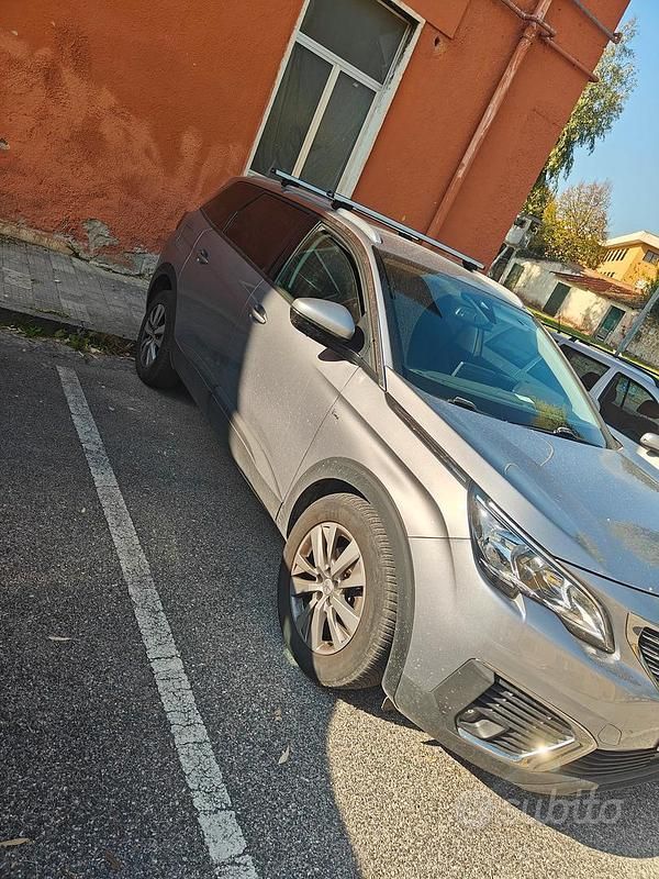 Usata Peugeot 5008 120 CV (88 kW) 2018 Grigio SUV