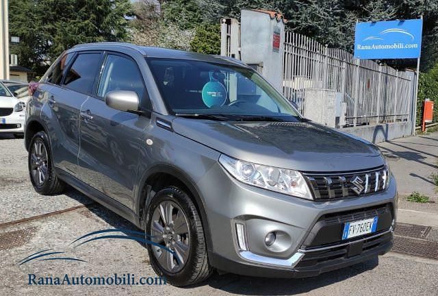 Usata Suzuki Vitara 111 CV (81 kW) 2019 Grigio SUV
