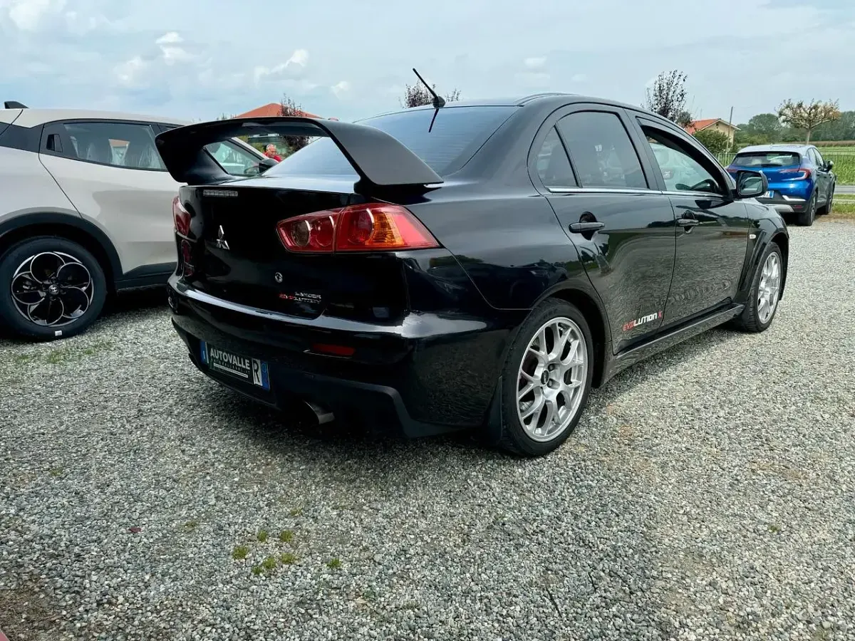 Usata Mitsubishi Lancer Evolution 295 CV (216 kW) 2009 Nero Berlina
