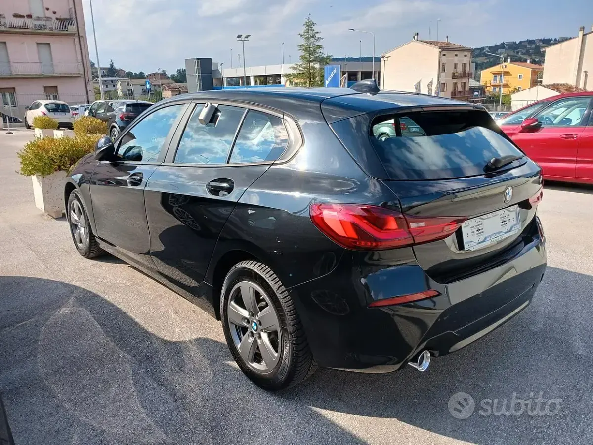 Usata BMW 116 Advantage 116 CV (85 kW) 2023 Nero Utilitaria