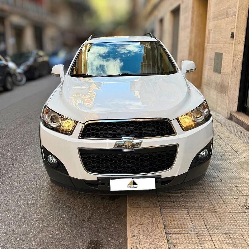 Usata Chevrolet Captiva LS 163 CV (119 kW) 2013 Bianco SUV