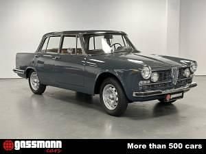 Usata Alfa Romeo 2600 129 CV (94 kW) 1965 Grigio Berlina