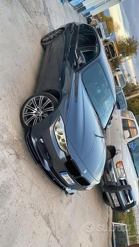 Usata BMW 320 Sport Line 184 CV (135 kW) 2012 Grigio Station wagon