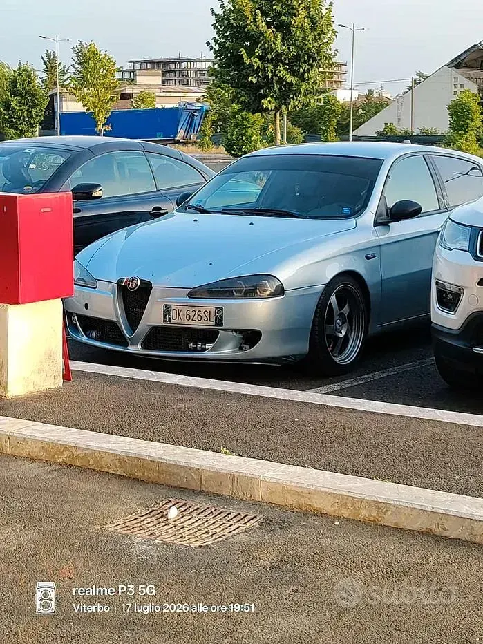 Usata Alfa Romeo 147 120 CV (88 kW) 2007 Grigio Utilitaria
