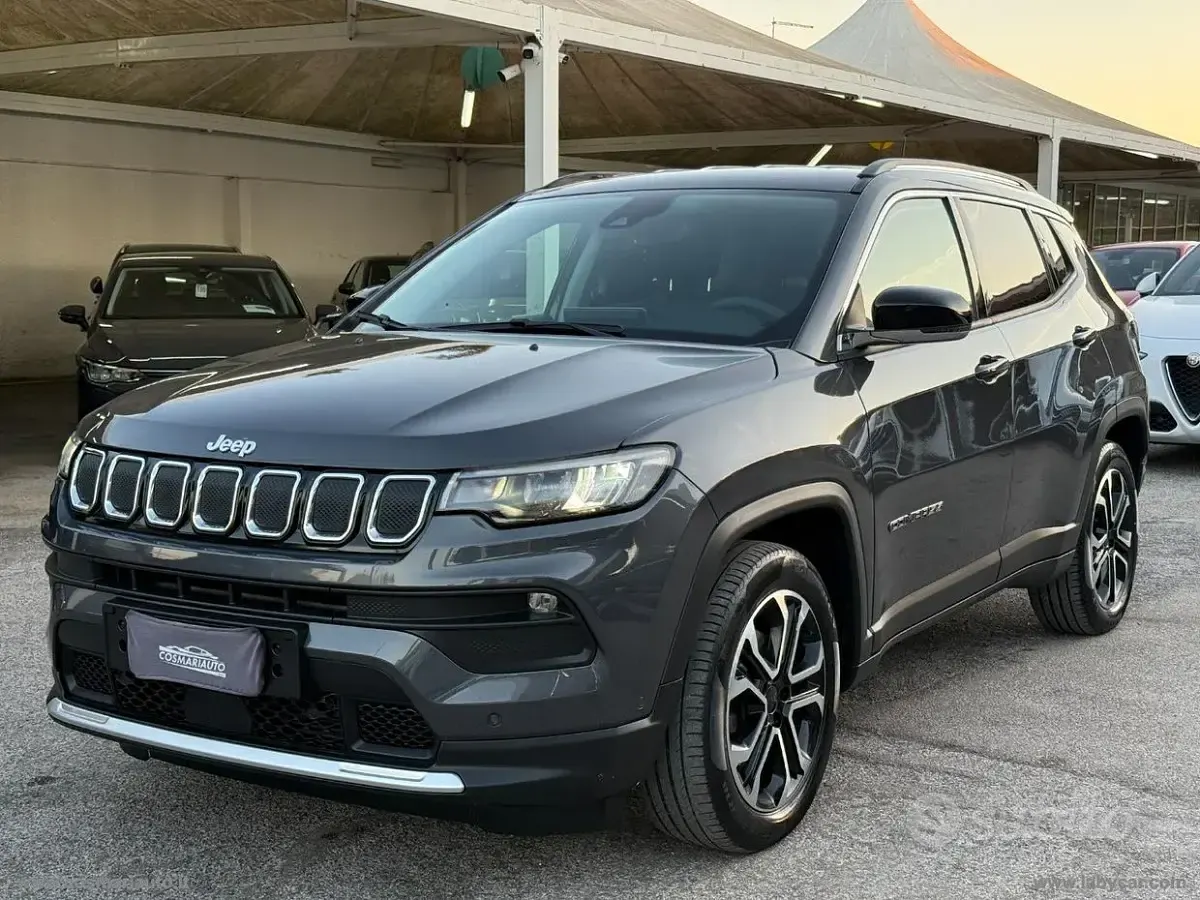 Usata Jeep Compass Limited 131 CV (96 kW) 2022 Grigio SUV