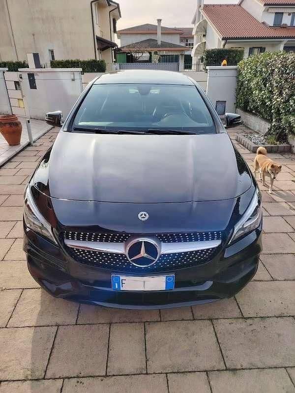 Usata Mercedes CLA220 Premium 177 CV (130 kW) 2018 Nero Berlina