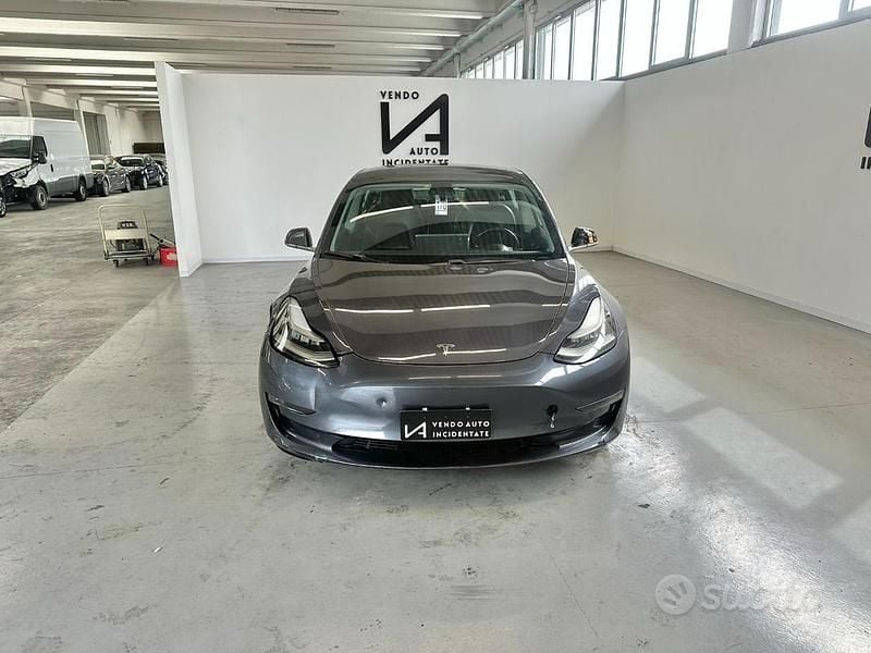 Usata Tesla Model 3 112 kW (153 CV) 2020 Grigio Berlina