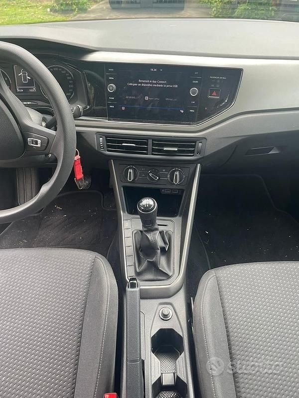 Usata VW Polo 60 CV (44 kW) 2019 Grigio Berlina
