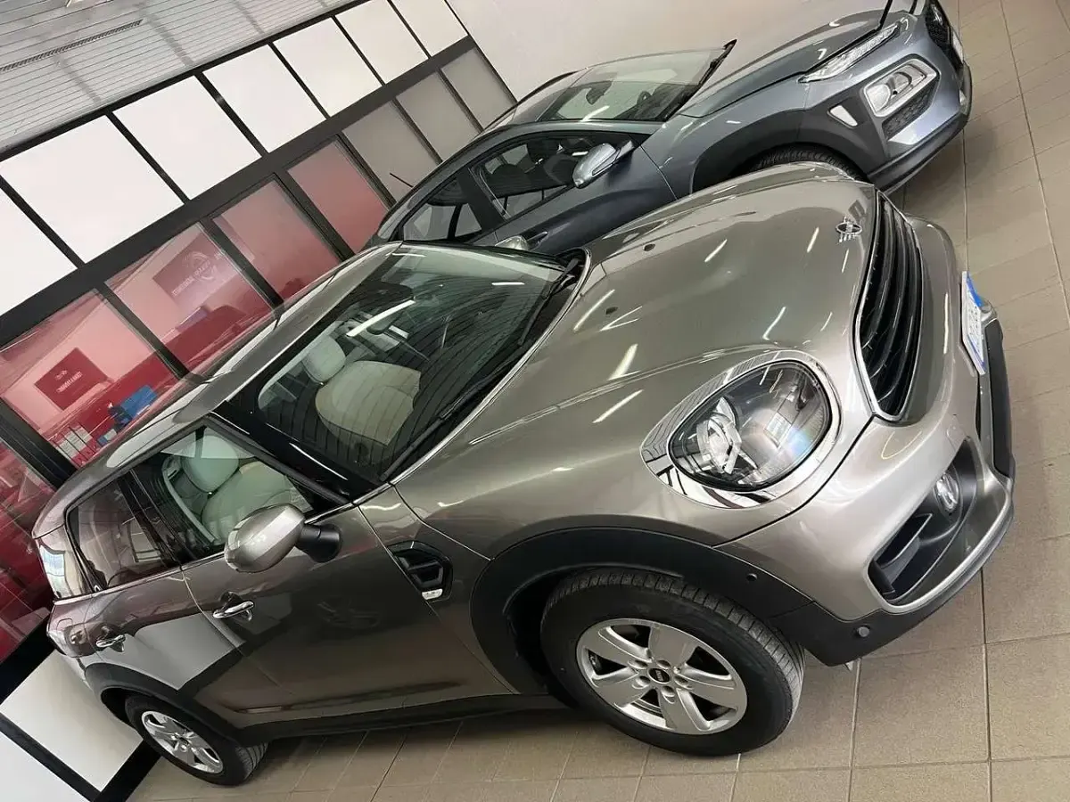 Usata Mini Cooper Countryman 136 CV (100 kW) 2020 Argento SUV