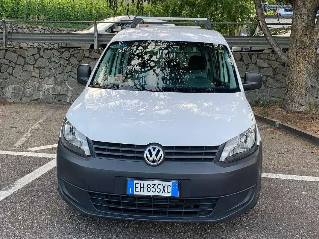 Usata VW Caddy 75 CV (55 kW) 2011 Bianco Monovolume