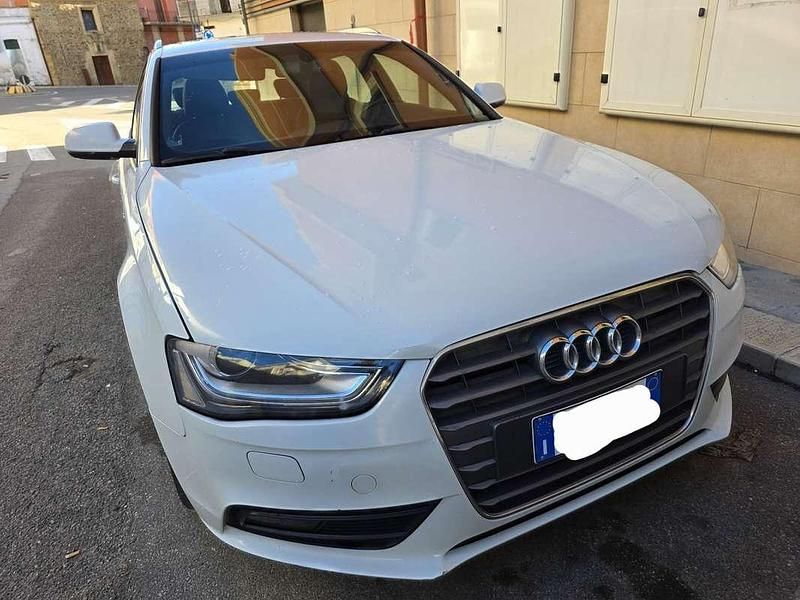 Usata Audi A4 Business 143 CV (105 kW) 2012 Bianco Station wagon