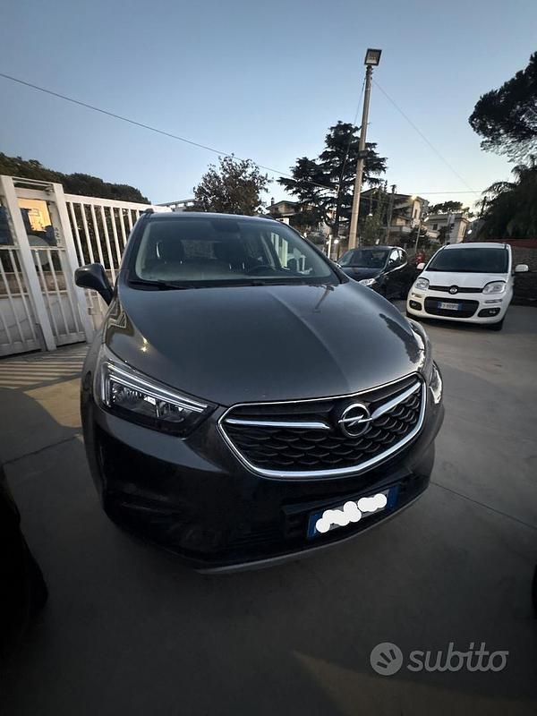 Grigio Usata 2018 Opel Mokka X Business SUV | 12.500 € (Buon prezzo) - Immagine 1/1