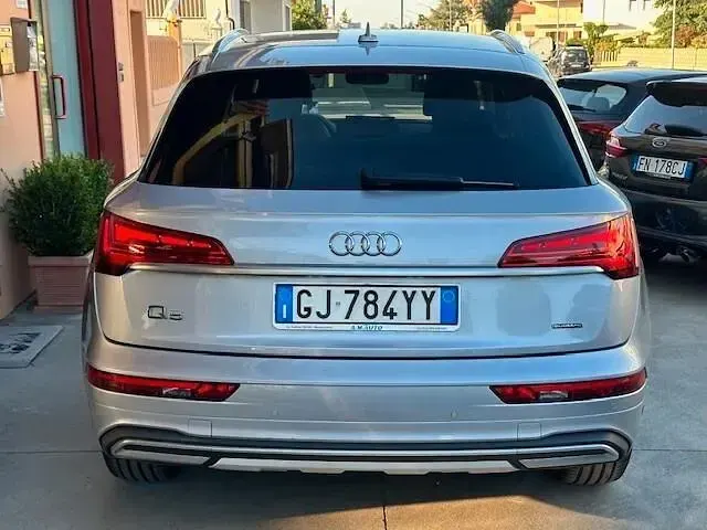 Usata Audi Q5 Design 203 CV (149 kW) 2022 Grigio SUV