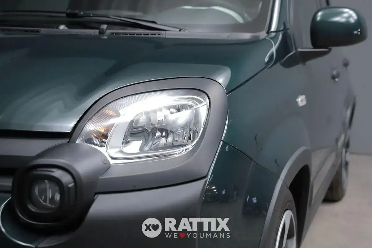 Begagnad Fiat Panda Cross Cross 70 HK (51 kW) 2025 Grön Halvkombi