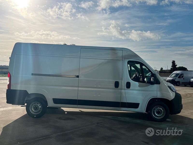 Nuova Peugeot Boxer S 2025 Bianco Furgone