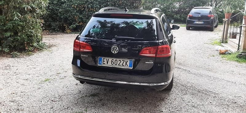 Usata VW Passat 105 CV (77 kW) 2014 Nero Station wagon