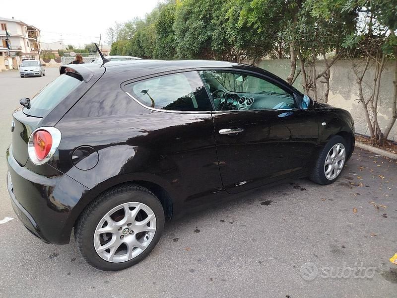 Usata Alfa Romeo MiTo 140 CV (102 kW) 2013 Nero Utilitaria