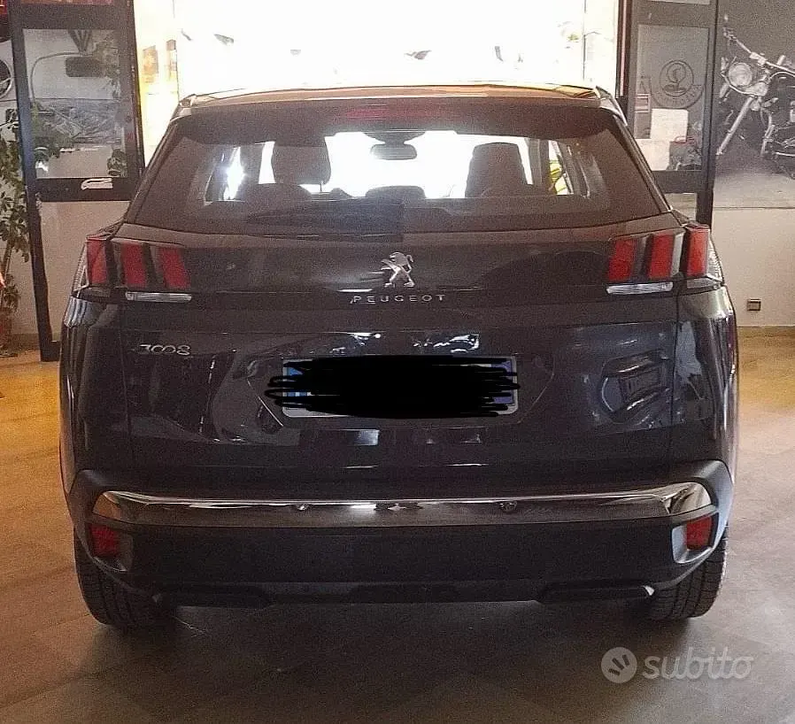 Usata Peugeot 3008 131 CV (96 kW) 2018 Bluazzurro SUV