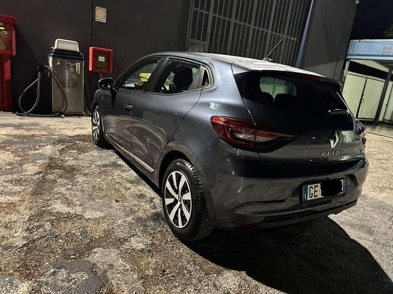 Usata Renault Clio V Zen 140 CV (102 kW) 2021 Berlina