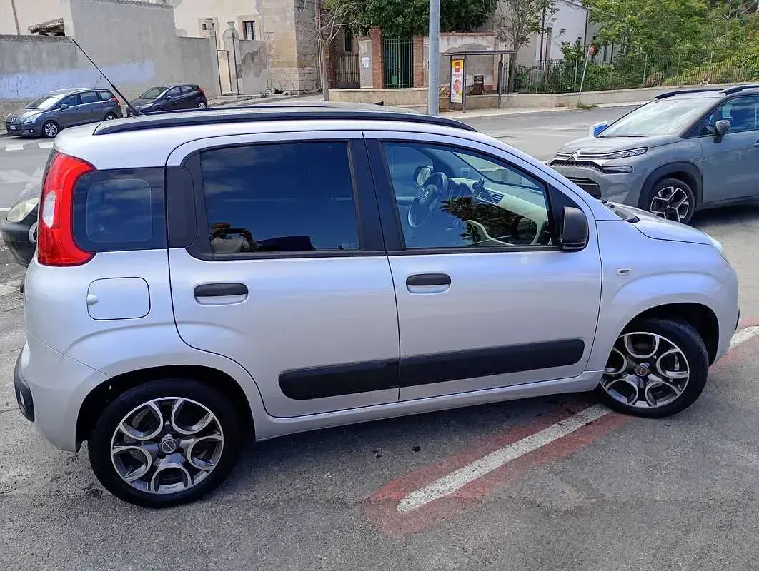 Usata Fiat Panda Pop 75 CV (55 kW) 2014 Argento Utilitaria