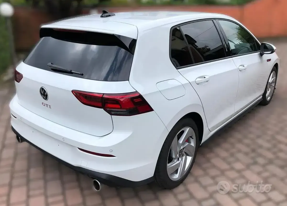 Usata VW Golf VIII GTI 245 CV (180 kW) 2022 Bianco Berlina