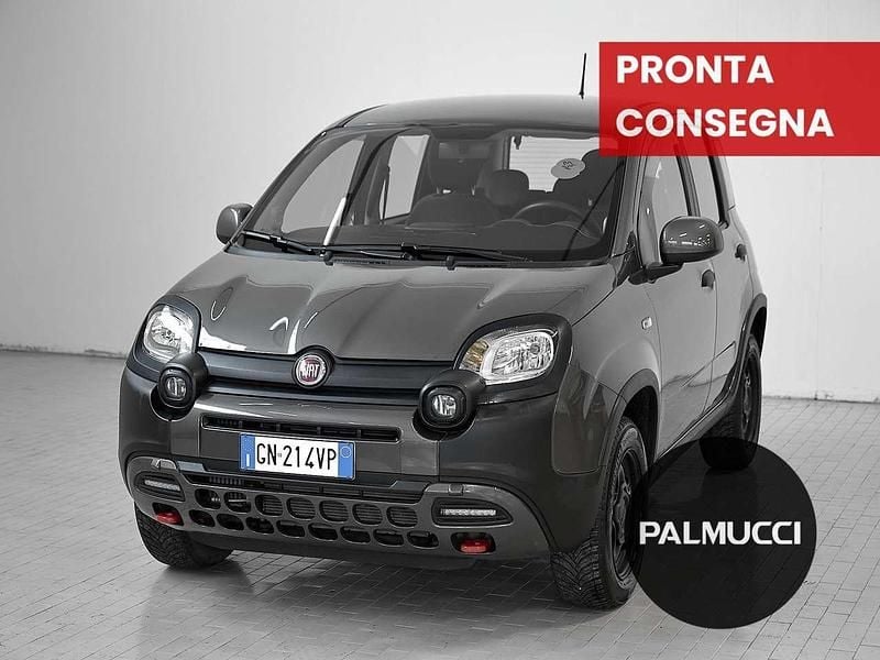 Other Usata 2023 Fiat Panda Cross Cross Due volumi | 18.300 € (Cara) - Immagine 1/4