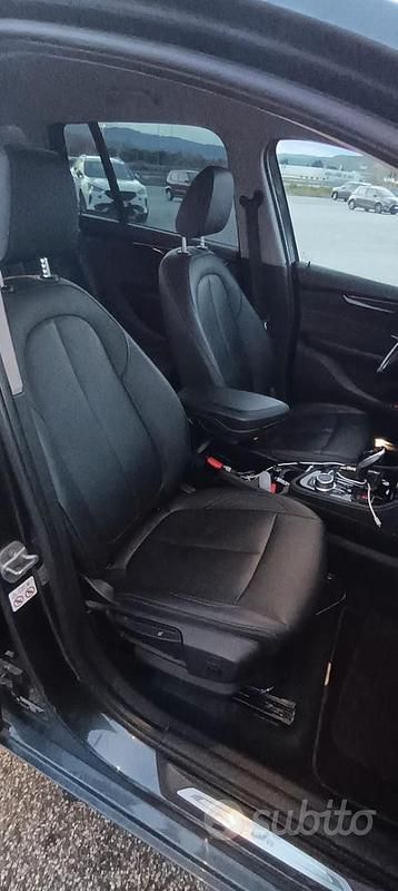 Usata BMW 220 Gran Tourer Luxury Line 190 CV (139 kW) 2022 Grigio Monovolume