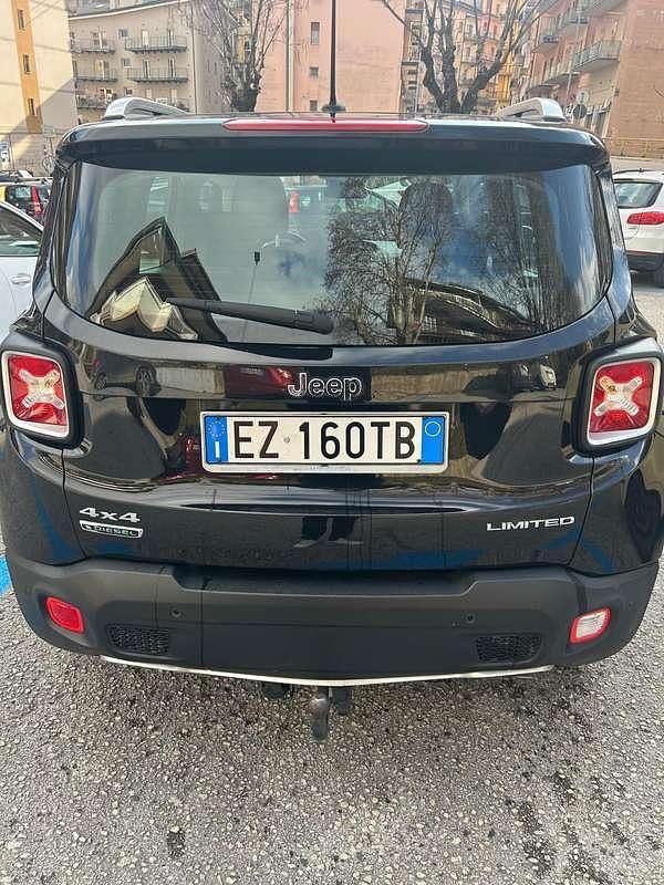 Usata Jeep Renegade Limited 140 CV (102 kW) 2015 Nero SUV