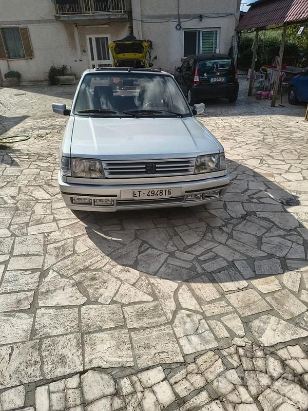 Usata Peugeot 309 GTi 158 CV (116 kW) 1991 Grigio Utilitaria