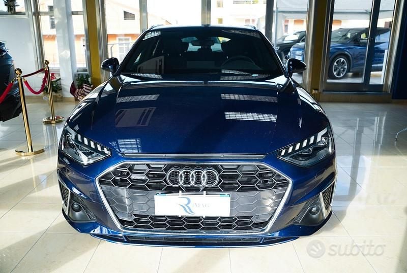 Usata Audi A4 Premium 204 CV (150 kW) 2024 Blu/azzurro Station wagon