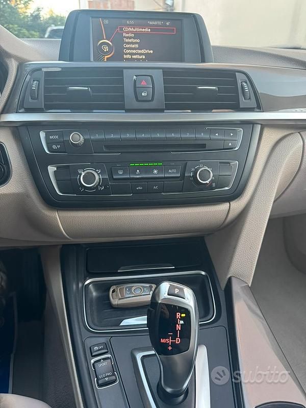 Usata BMW 318 143 CV (105 kW) 2013 Marrone Station wagon