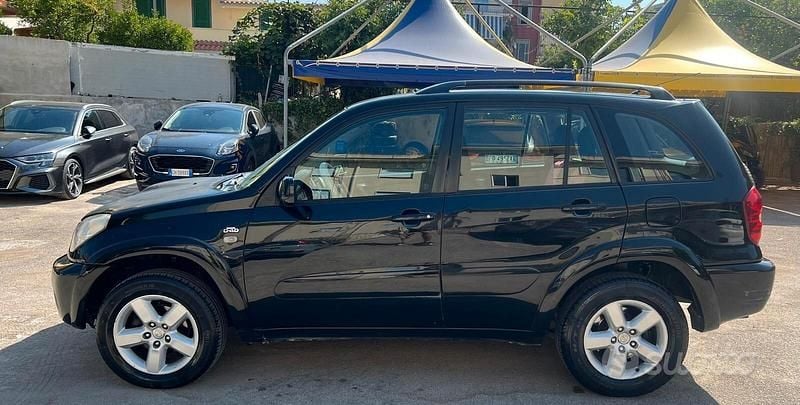 Usata Toyota RAV4 Sol 115 CV (84 kW) 2005 Nero SUV