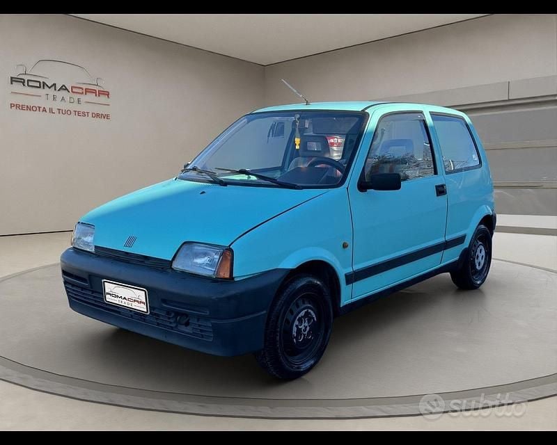 Usata Fiat Cinquecento Young 39 CV (28 kW) 1998 Azzurro Utilitaria