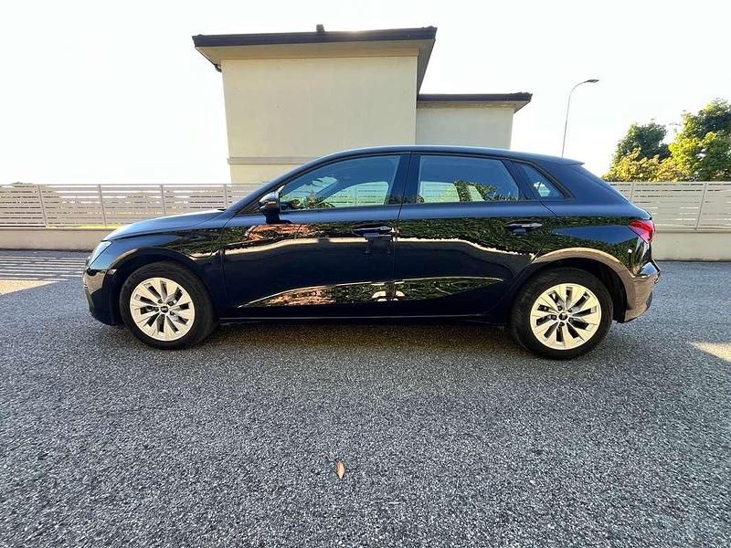 Usata Audi A3 Ambiente 150 CV (110 kW) 2021 Nero Berlina
